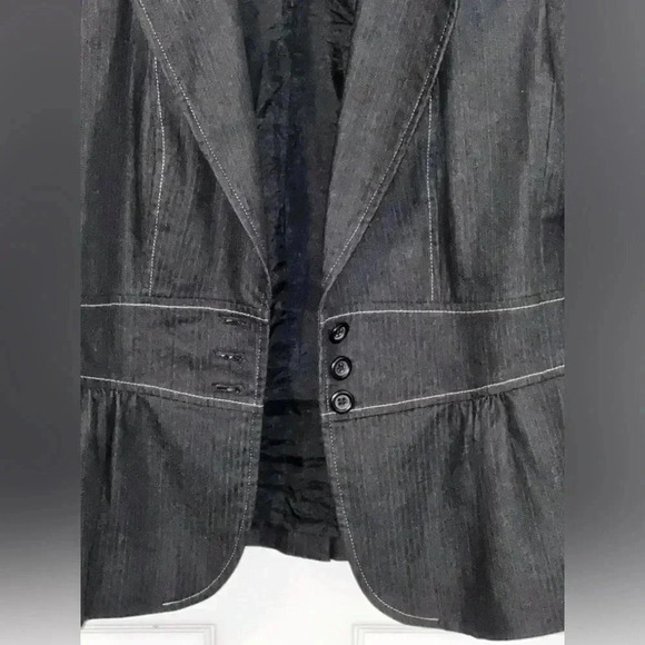 Loft dark grey blazer with lace up detail on the back. Size 8 Poplum EUC - Picture 2 of 6